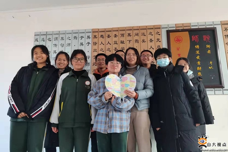 叶鑫涛的微信头像是一只可爱的小狐狸